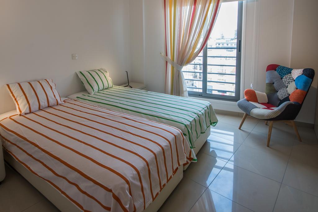 Skylight Megaron Apartment Larnaca Exterior foto